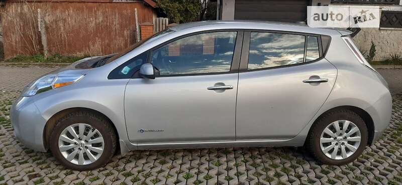 Хетчбек Nissan Leaf 2015 в Івано-Франківську фото 10 Хетчбек Nissan Leaf 2015 в Івано-Франківську