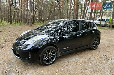 Хэтчбек Nissan Leaf 2014 в Новомосковске