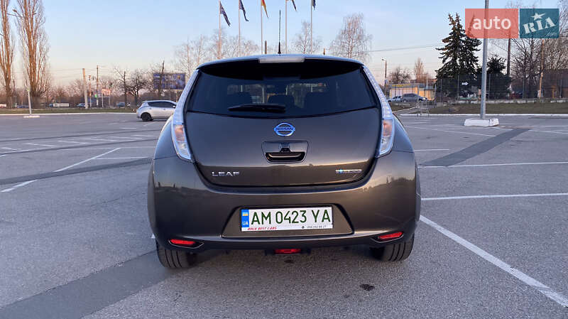 Хэтчбек Nissan Leaf 2017 в Житомире