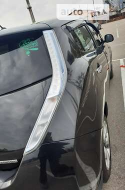 Хетчбек Nissan Leaf 2014 в Києві