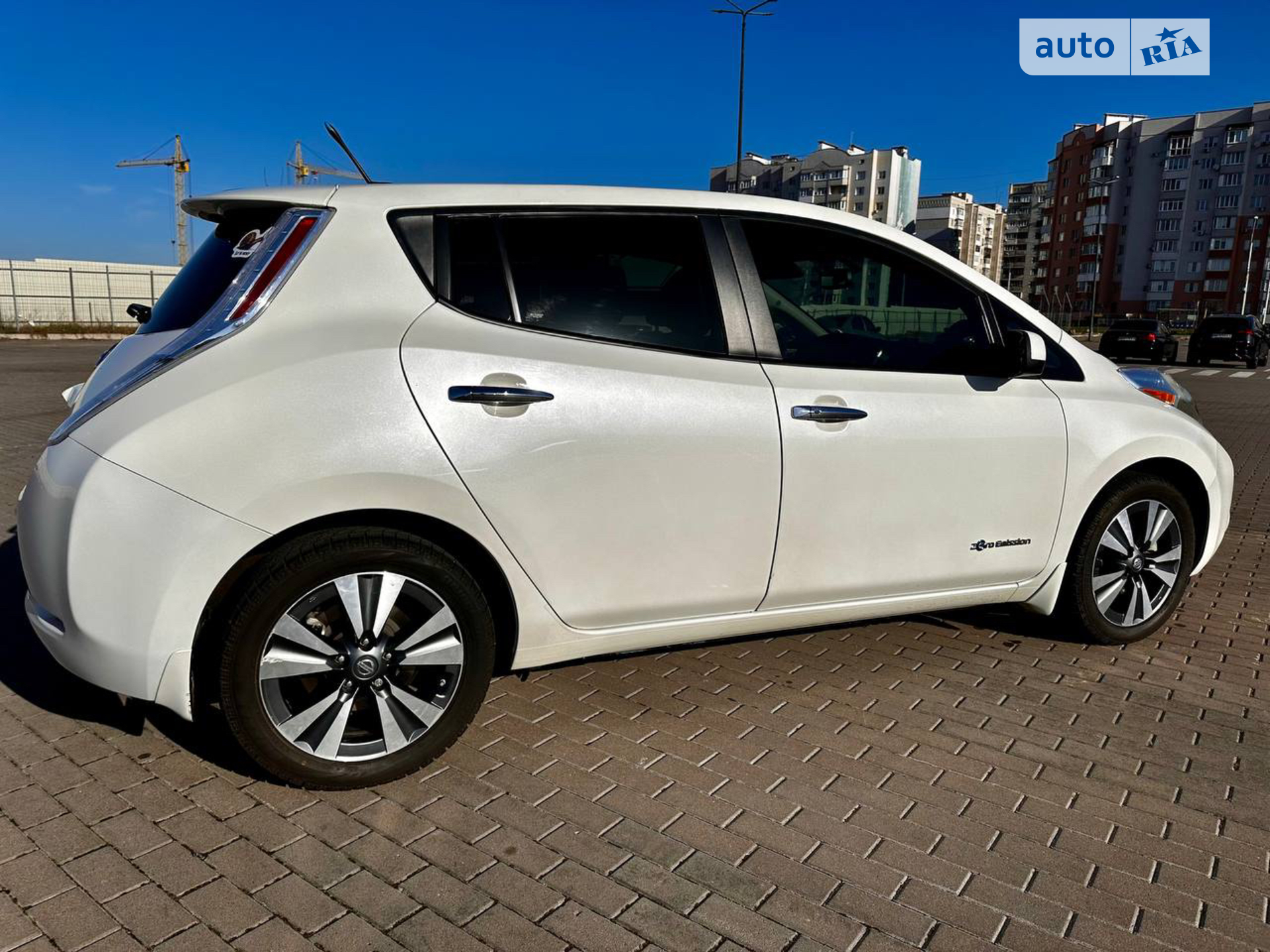 2016 Nissan Leaf - фото 1