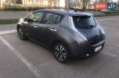 Хэтчбек Nissan Leaf 2014 в Кременчуге