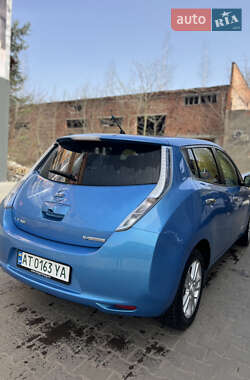 Хетчбек Nissan Leaf 2011 в Коломиї