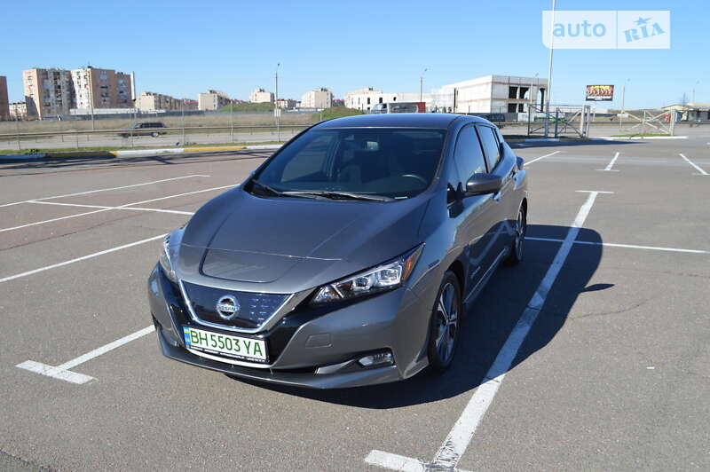 Хэтчбек Nissan Leaf 2018 в Одессе