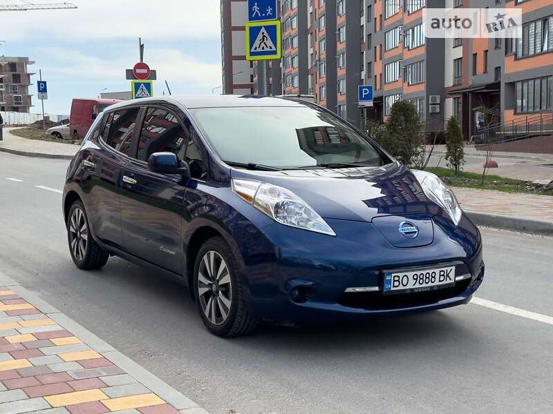 Хэтчбек Nissan Leaf 2017 в Тернополе