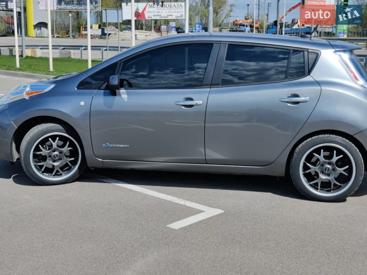 2015 Nissan Leaf - мініатюра 17