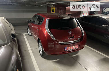 Хэтчбек Nissan Leaf 2014 в Днепре