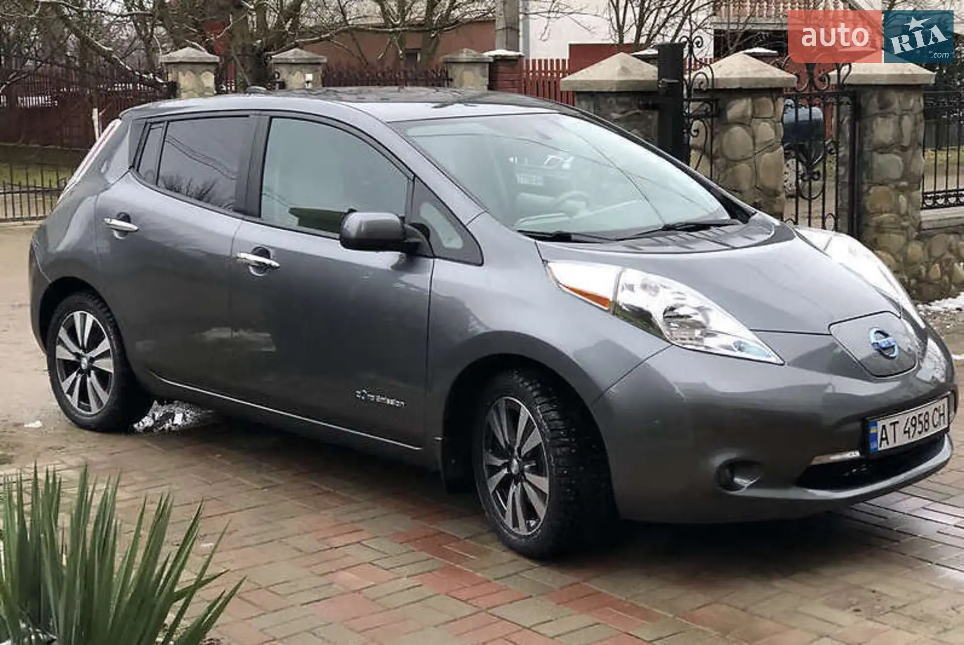 2016 Nissan Leaf - мініатюра 2