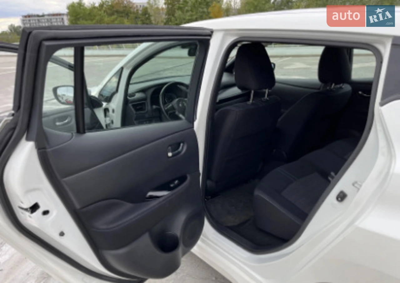 2018 Nissan Leaf - мініатюра 60