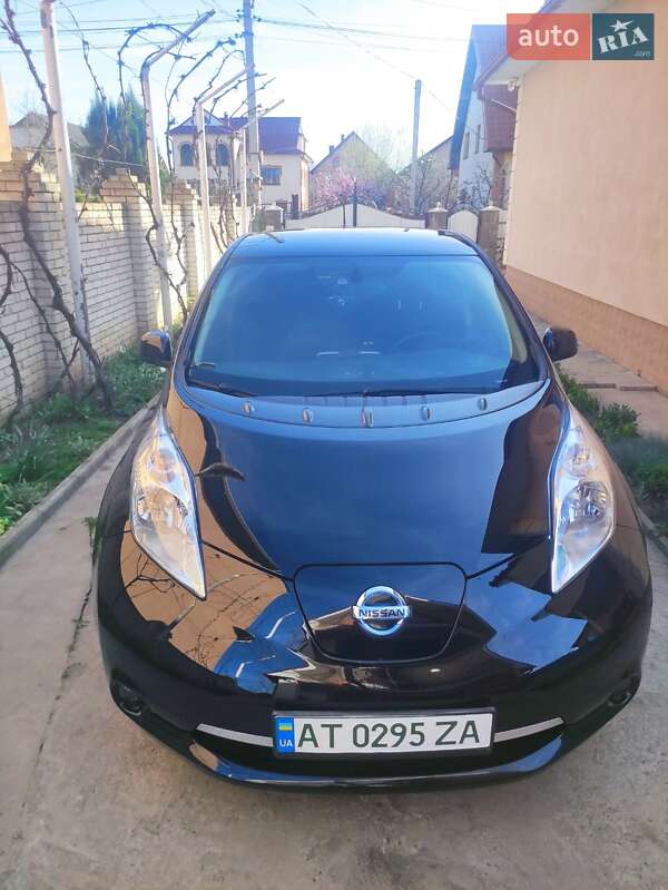 Nissan Leaf 2014