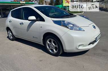 Хэтчбек Nissan Leaf 2017 в Тернополе