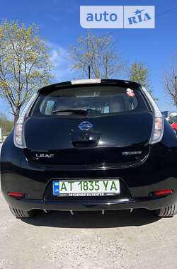 Хэтчбек Nissan Leaf 2012 в Коломые