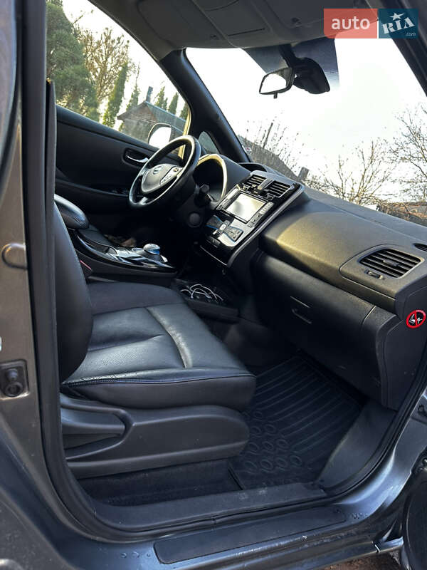 Хэтчбек Nissan Leaf 2013 в Житомире