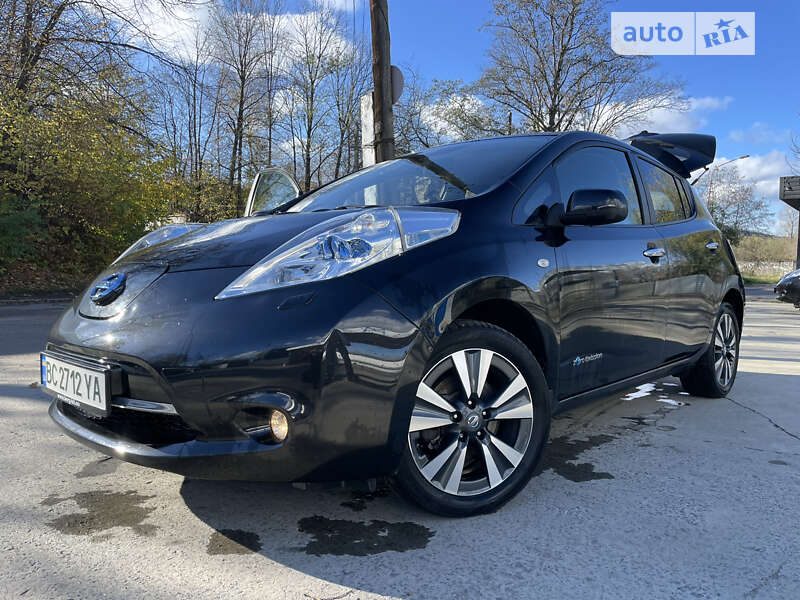 Хетчбек Nissan Leaf 2015 в Бориславі