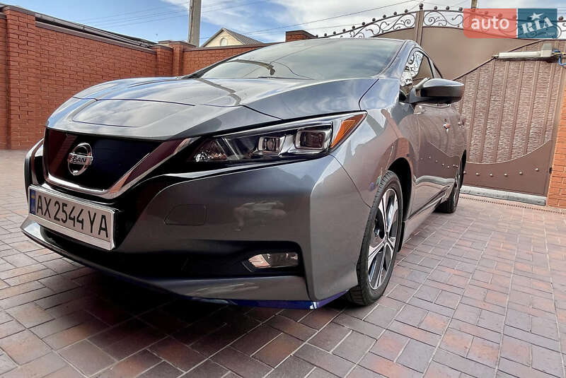 Хэтчбек Nissan Leaf 2020 в Харькове