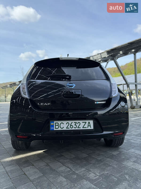 Хетчбек Nissan Leaf 2012 в Львові