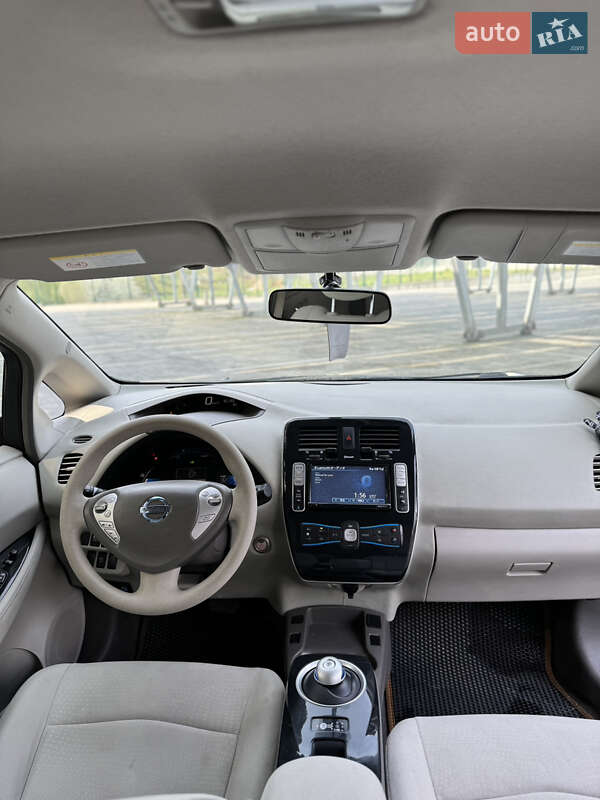 Хетчбек Nissan Leaf 2012 в Львові