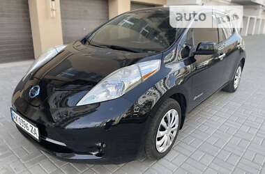 Хэтчбек Nissan Leaf 2013 в Днепре