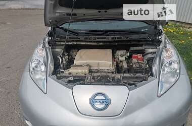 Хетчбек Nissan Leaf 2016 в Львові