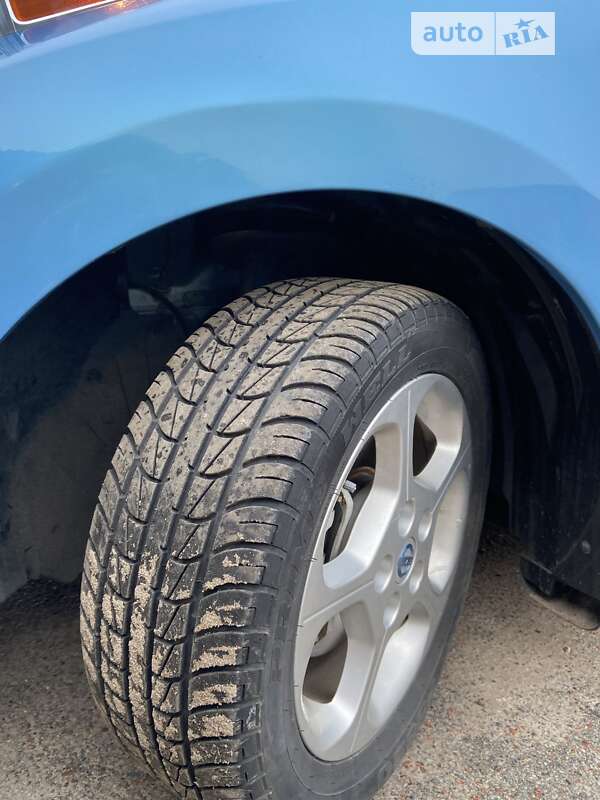 Хэтчбек Nissan Leaf 2012 в Житомире