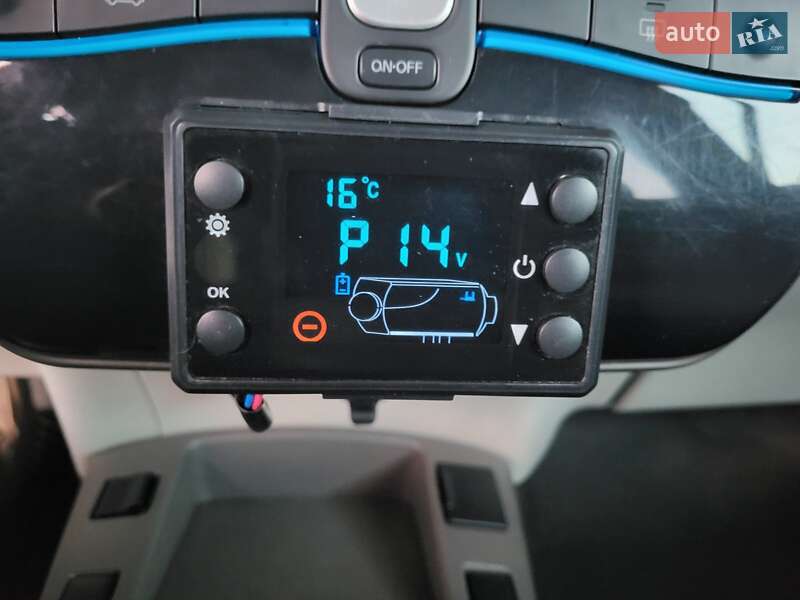 Хэтчбек Nissan Leaf 2011 в Харькове