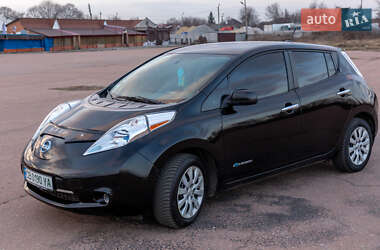 Хэтчбек Nissan Leaf 2013 в Прилуках