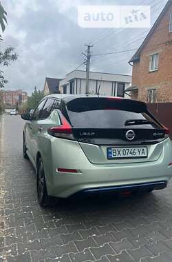 Хетчбек Nissan Leaf 2018 в Хмельницькому