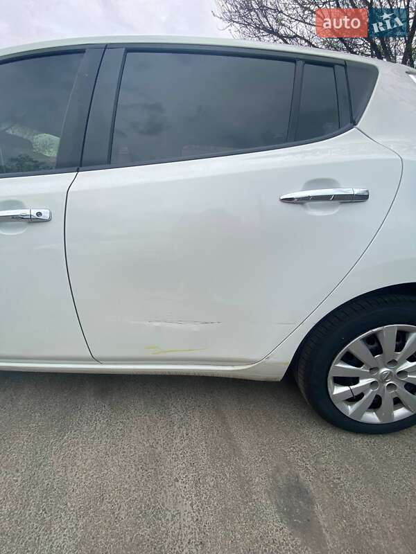 Хетчбек Nissan Leaf 2015 в Броварах