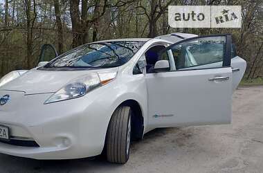 Хетчбек Nissan Leaf 2013 в Києві