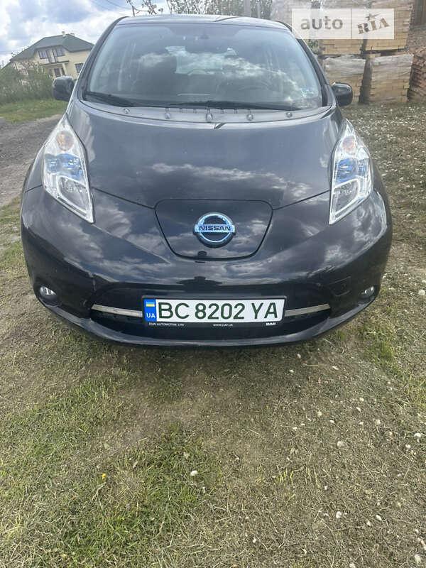 Хетчбек Nissan Leaf 2014 в Львові