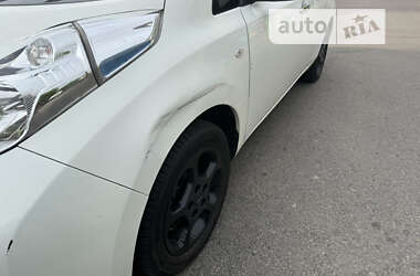 Хэтчбек Nissan Leaf 2016 в 