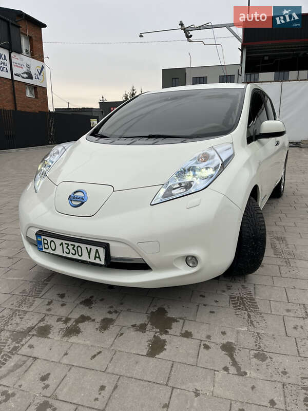 Хетчбек Nissan Leaf 2012 в Тернополі