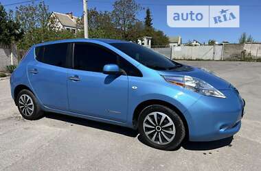 Хэтчбек Nissan Leaf 2011 в Виннице