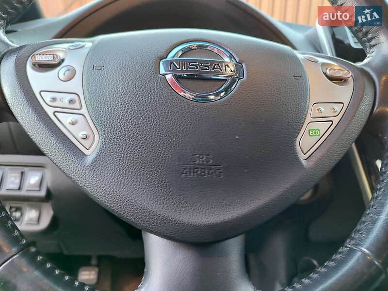 Хэтчбек Nissan Leaf 2015 в Виннице