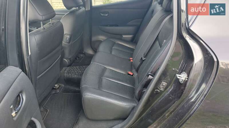 Хетчбек Nissan Leaf 2014 в Житомирі