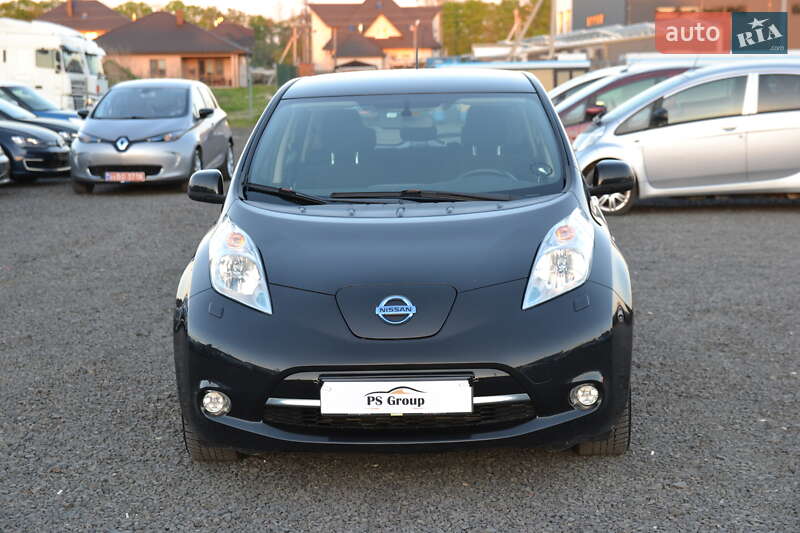 Хетчбек Nissan Leaf 2015 в Луцьку