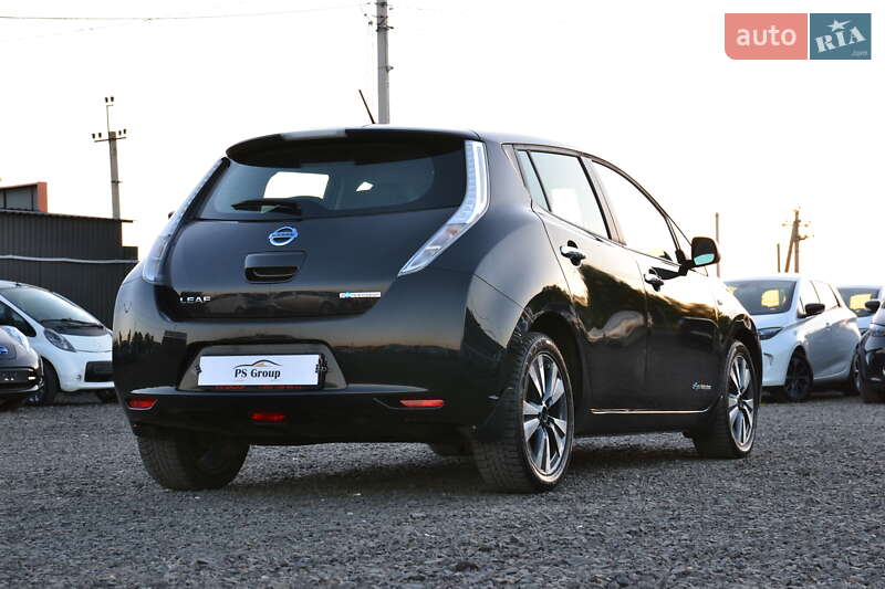Хетчбек Nissan Leaf 2015 в Луцьку