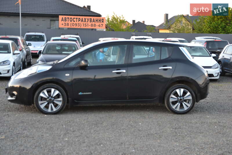 Хетчбек Nissan Leaf 2015 в Луцьку