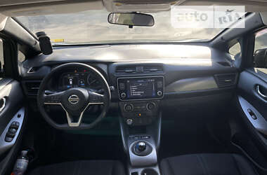 Хэтчбек Nissan Leaf 2021 в 