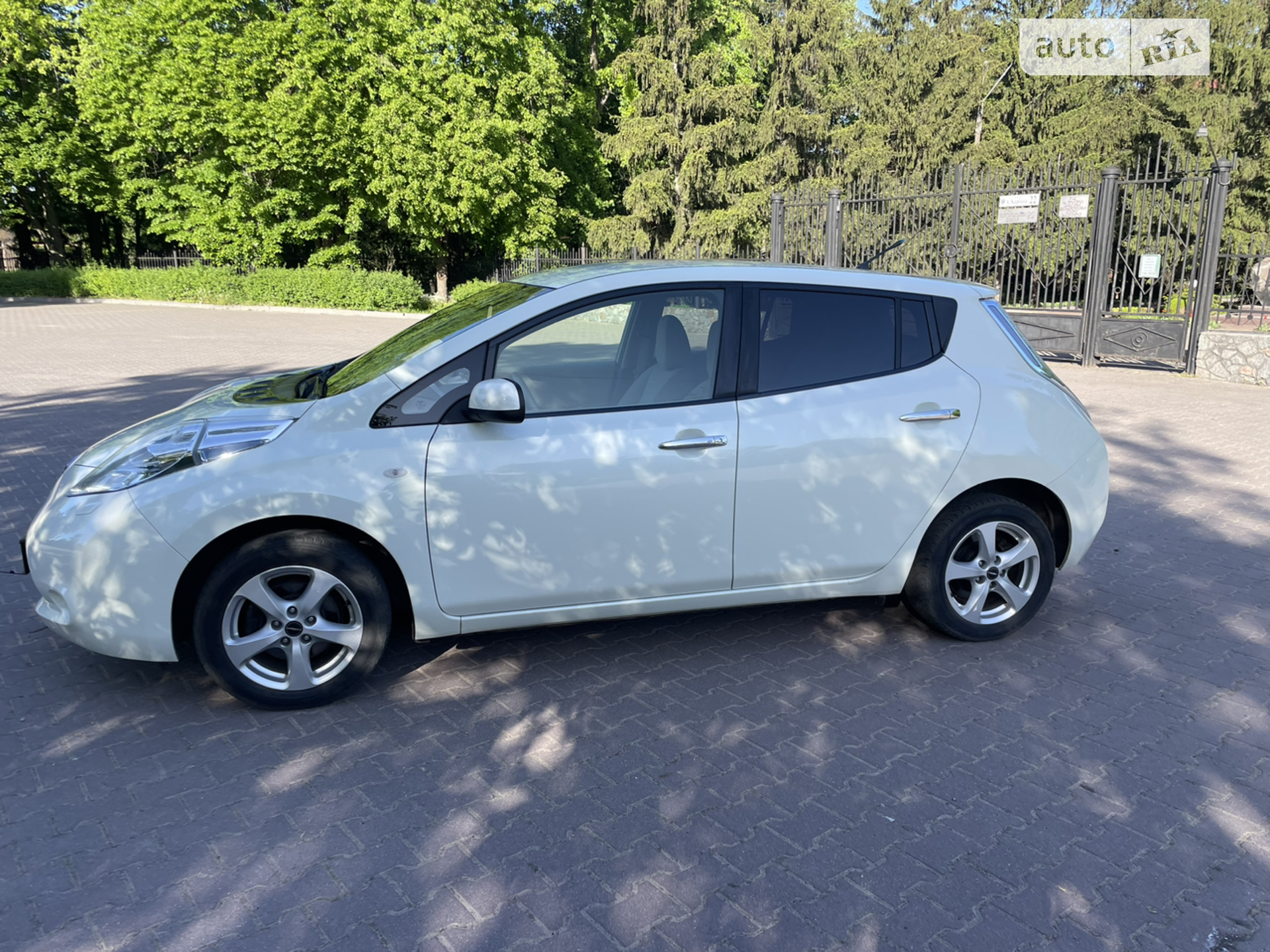 2012 Nissan Leaf - мініатюра 10