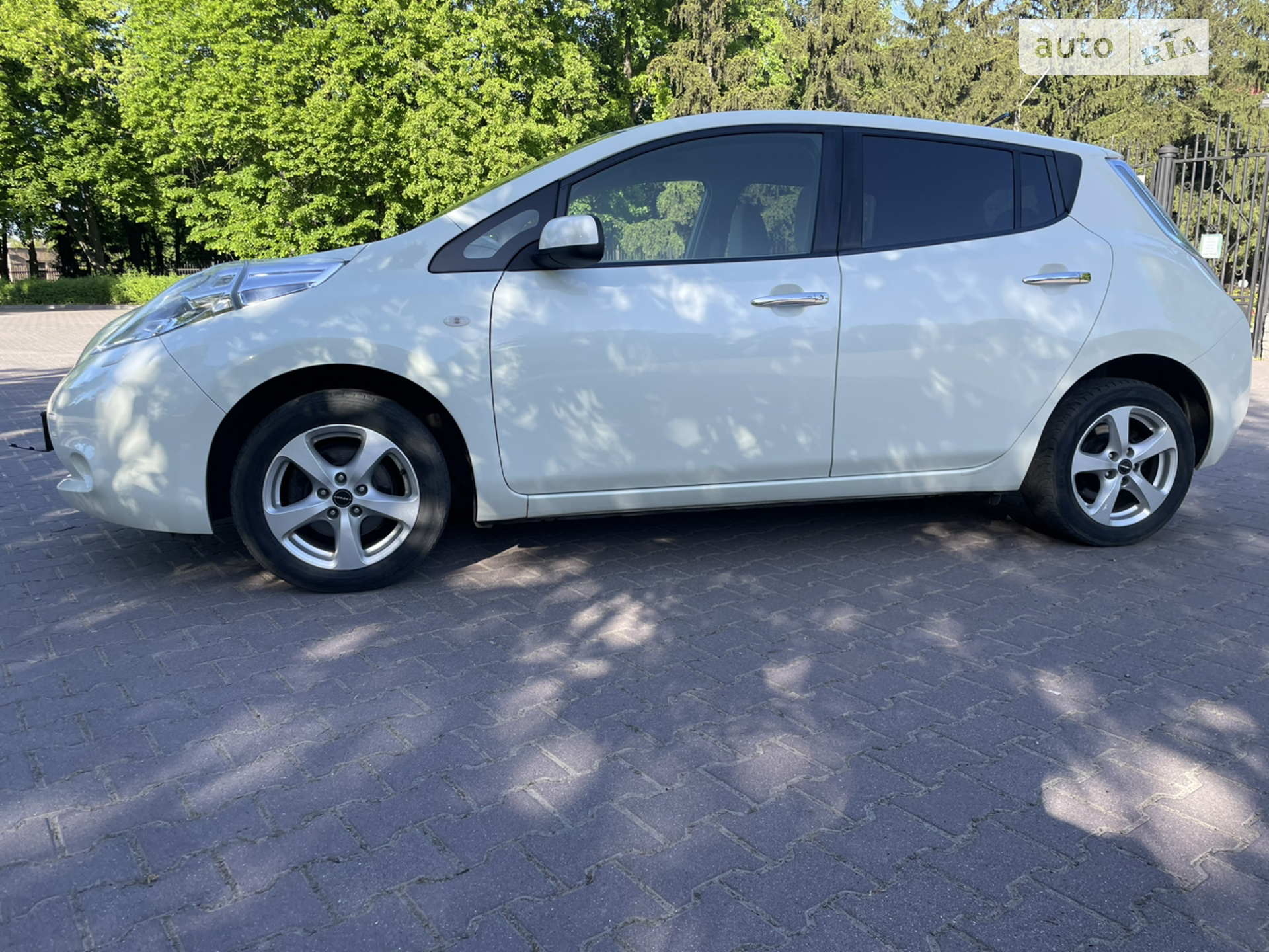 2012 Nissan Leaf - мініатюра 13