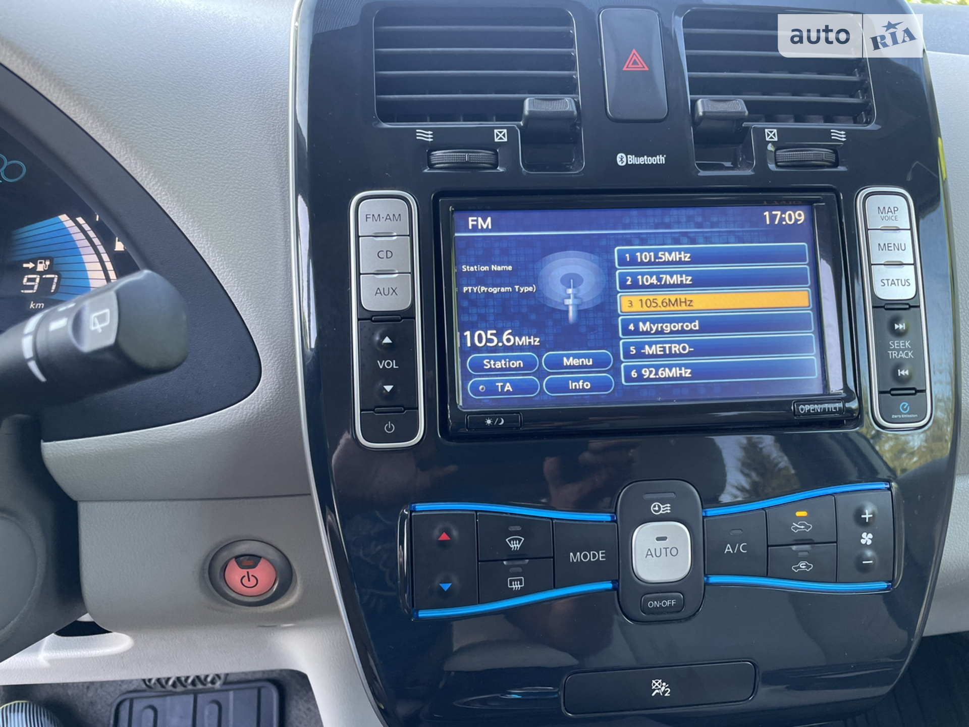 2012 Nissan Leaf - мініатюра 19