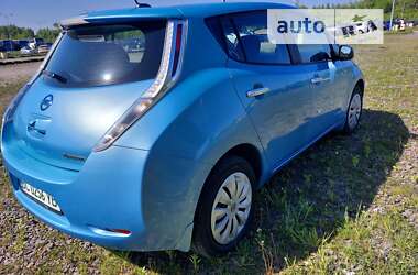 Хэтчбек Nissan Leaf 2014 в Львове