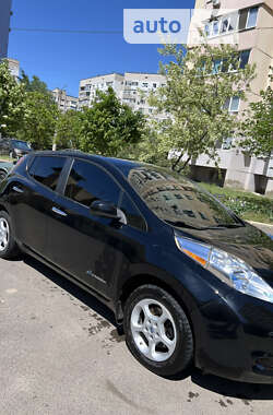 Хетчбек Nissan Leaf 2014 в Миколаєві