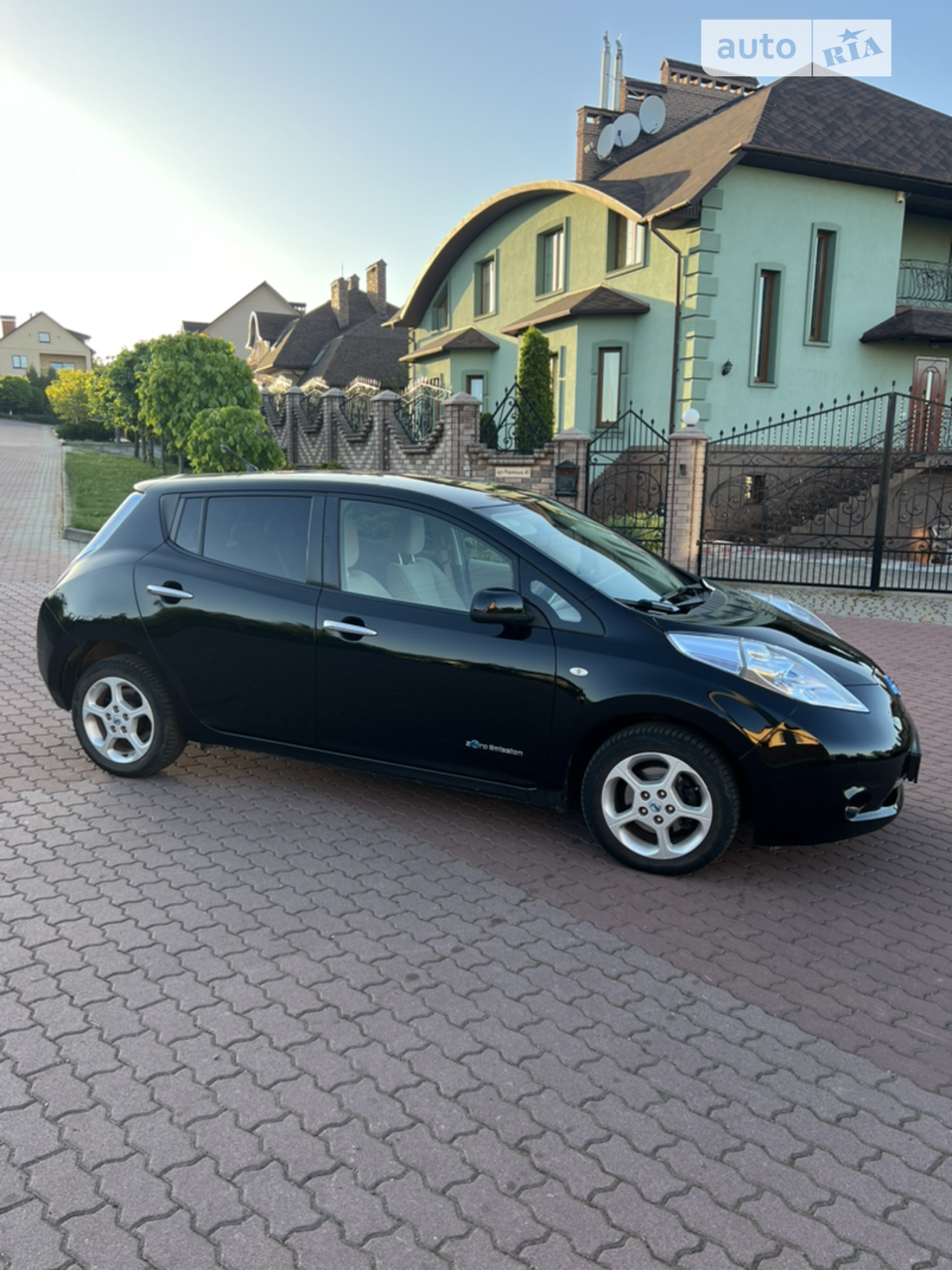 2012 Nissan Leaf - мініатюра 16