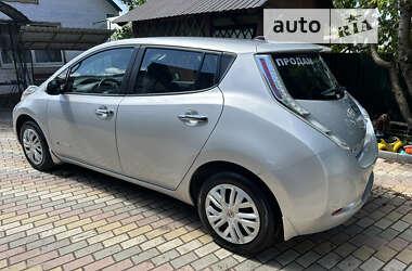 Хетчбек Nissan Leaf 2014 в Умані