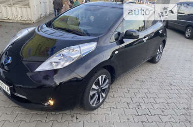 Хэтчбек Nissan Leaf 2016 в Киеве