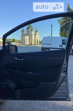 Хетчбек Nissan Leaf 2015 в Тернополі
