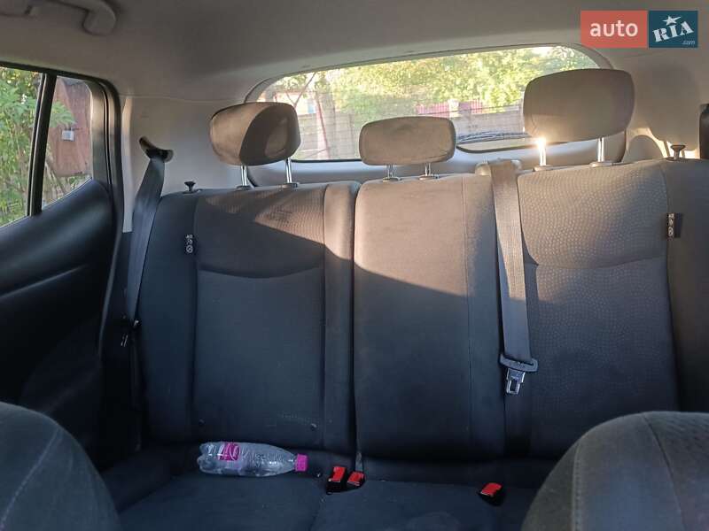 Хэтчбек Nissan Leaf 2013 в Овруче