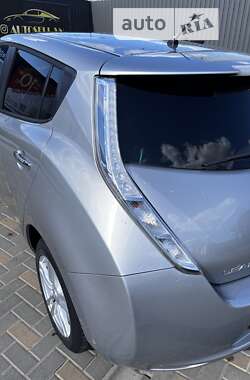 Хетчбек Nissan Leaf 2014 в Вінниці